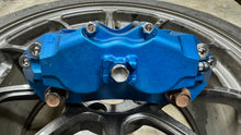 Load image into Gallery viewer, Spoon Sports Twin-Block Calipers bolt Package
