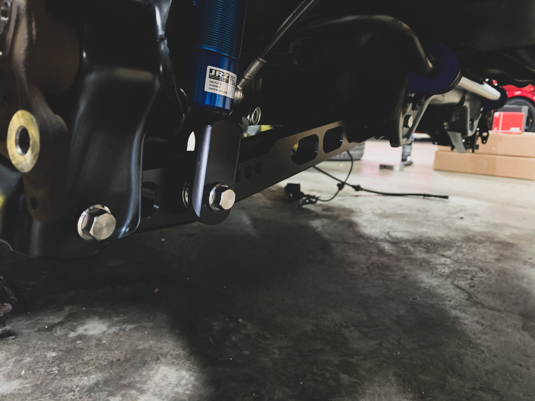 Rear Lower Control Arm Bolt Package